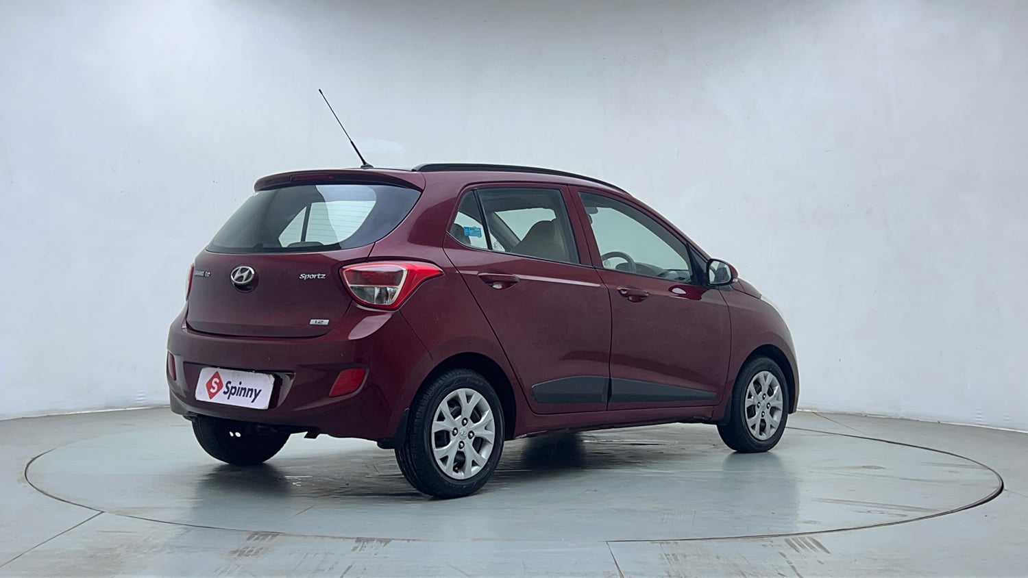 Used 2015 Hyundai Grand i10 Sportz 1.2 Kappa VTVT Petrol Manual exterior RIGHT REAR CORNER VIEW