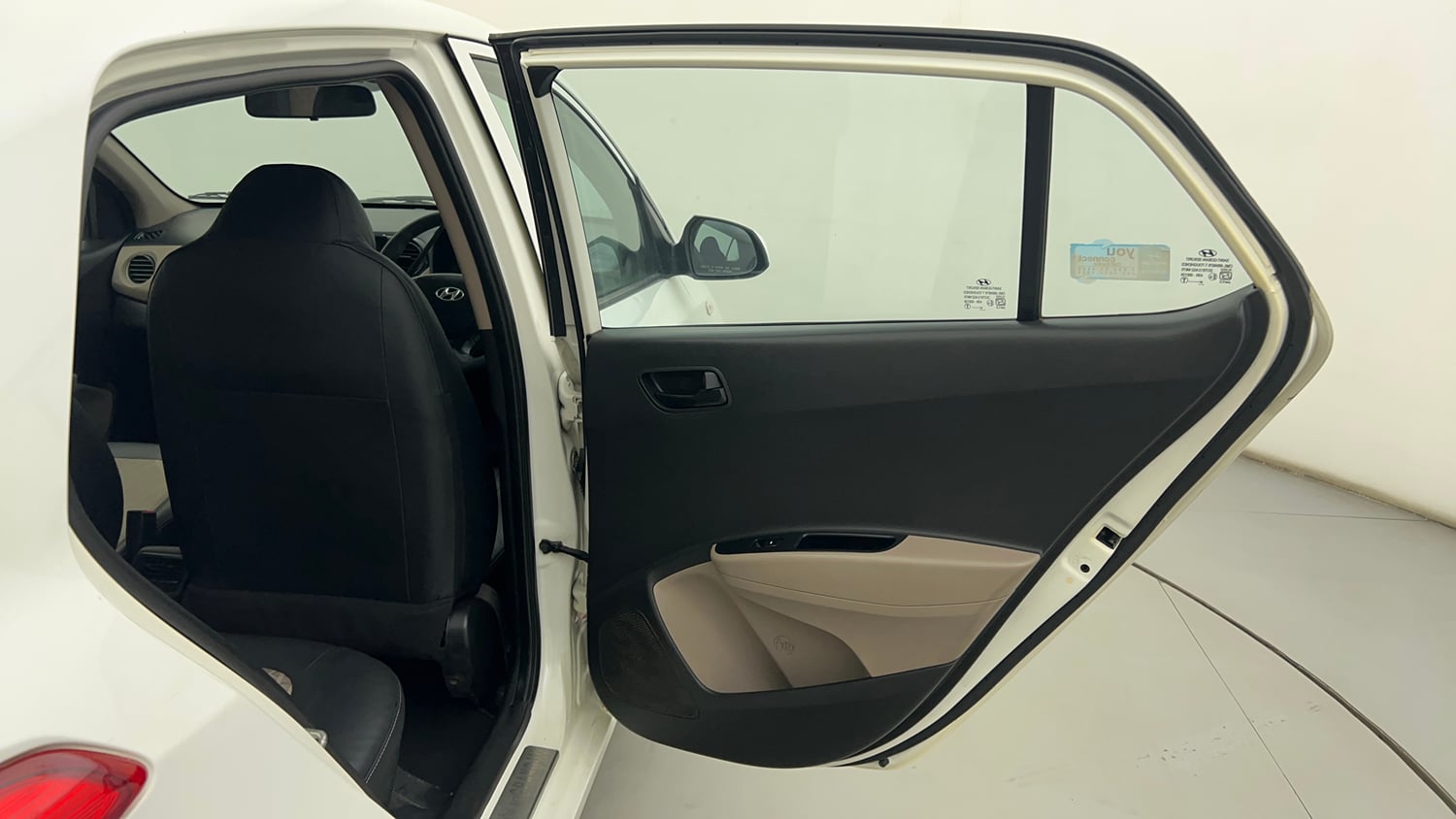 Used 2015 Hyundai Grand i10 Magna 1.2 Kappa VTVT Petrol Manual interior RIGHT REAR DOOR OPEN VIEW