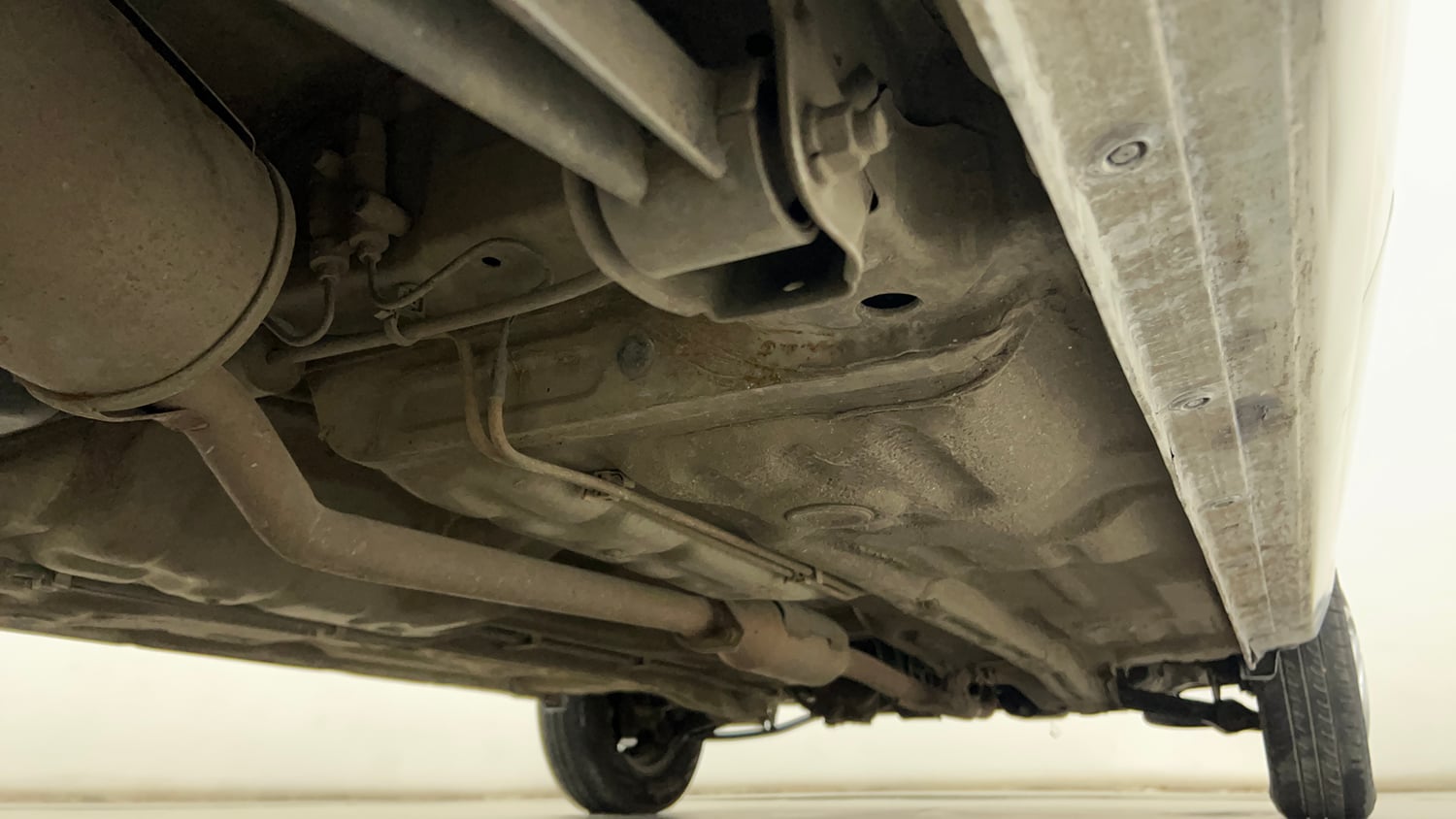 Used 2014 Maruti Suzuki Alto 800 Lxi Petrol Manual extra REAR RIGHT UNDERBODY VIEW