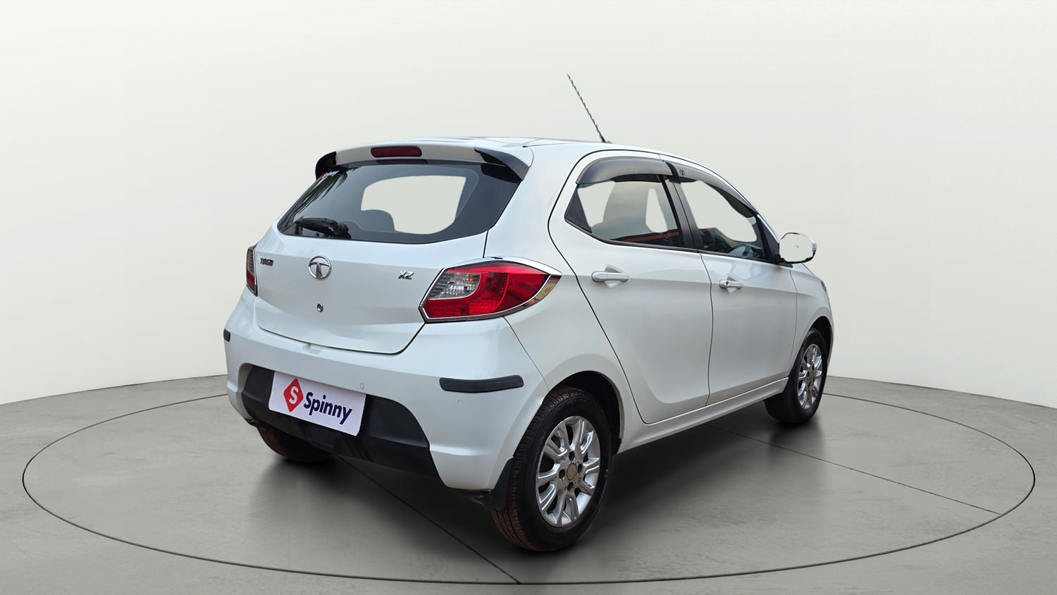 Used 2017 Tata Tiago Revotron XZ Petrol Manual exterior RIGHT REAR CORNER VIEW
