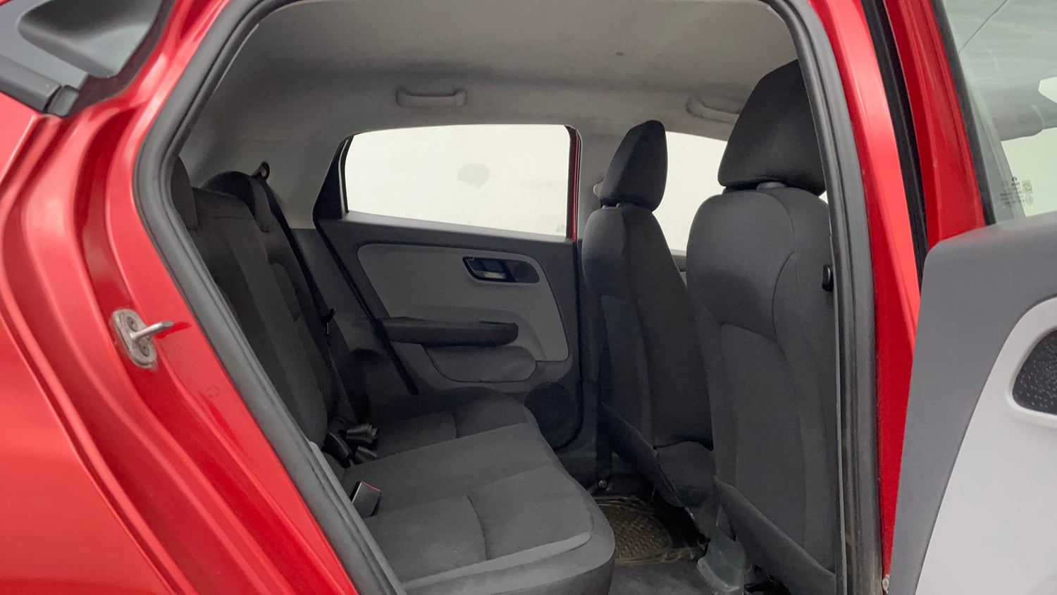 Used 2020 Tata Altroz XT Petrol Petrol Manual interior RIGHT SIDE REAR DOOR CABIN VIEW
