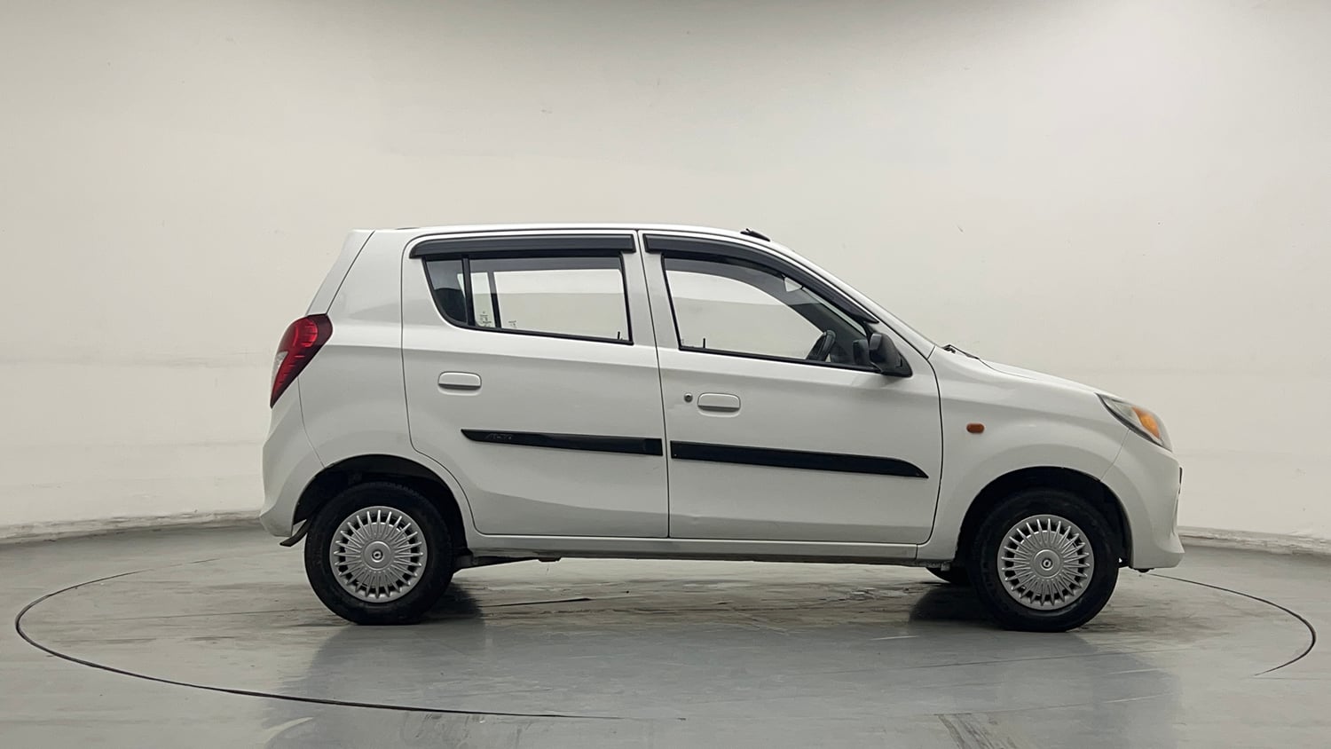 Used 2018 Maruti Suzuki Alto 800 VXi Petrol Manual exterior RIGHT SIDE VIEW