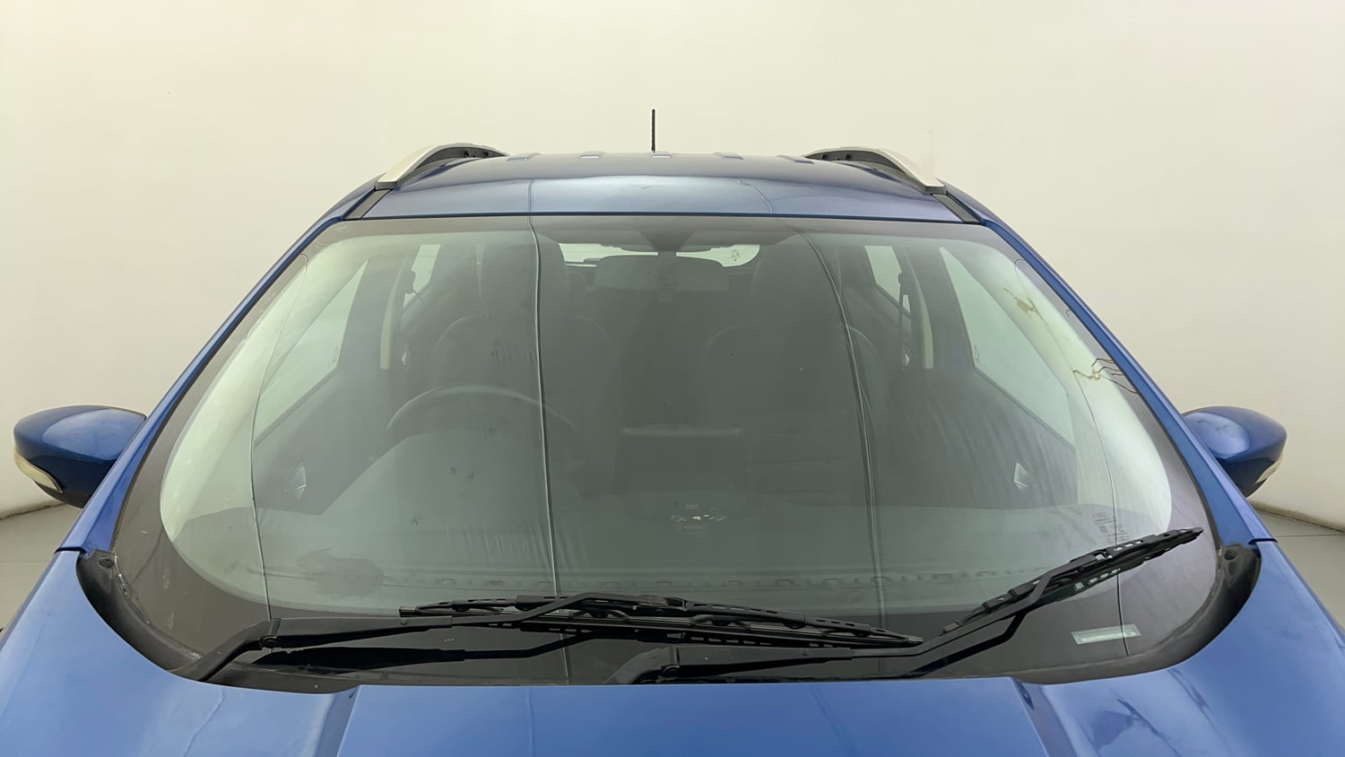 Used 2017 Ford EcoSport Titanium 1.5L TDCi Diesel Manual exterior FRONT WINDSHIELD VIEW