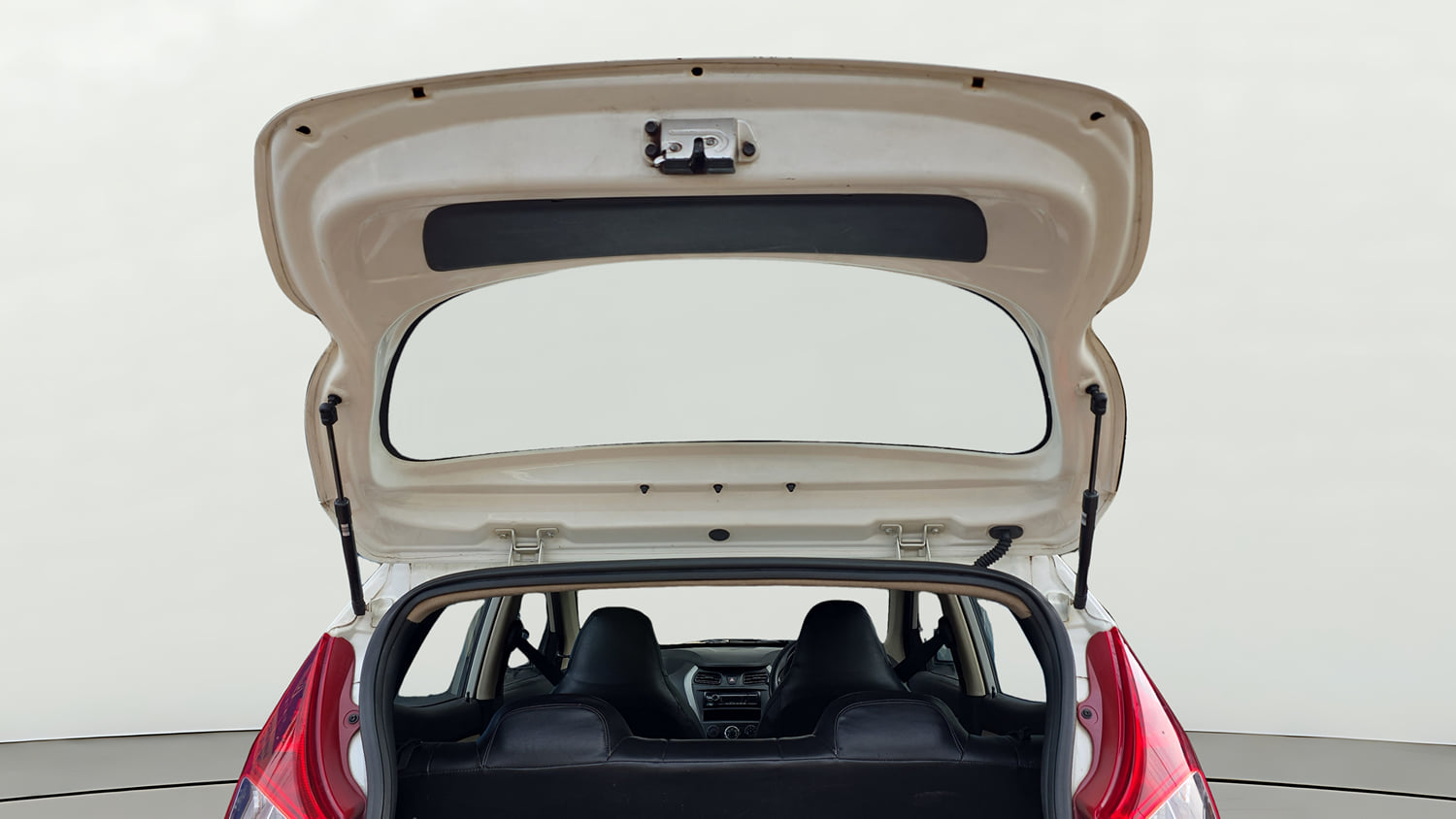 Used 2014 Hyundai Eon Era + Petrol Manual interior DICKY DOOR OPEN VIEW