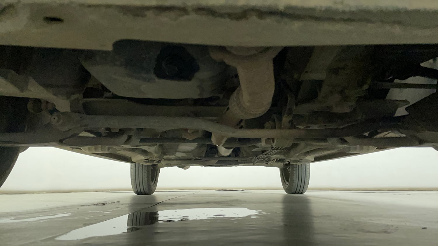 Used 2022 Tata Tiago XT (O) Petrol Manual extra FRONT LEFT UNDERBODY VIEW