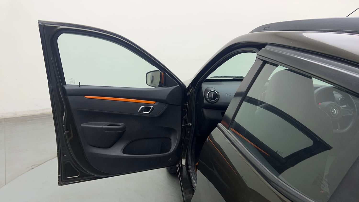 Used 2022 Renault Kwid CLIMBER 1.0 (O) Petrol Manual interior LEFT FRONT DOOR OPEN VIEW
