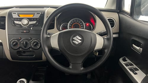 Used 2016 Maruti Suzuki Wagon R VXI Petrol Manual interior STEERING VIEW