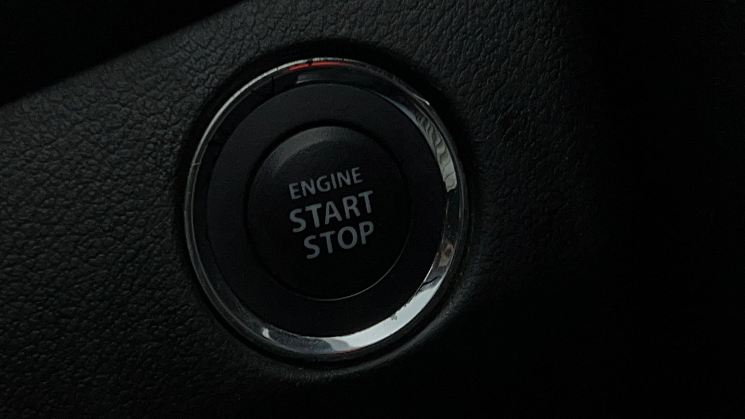Used 2019 Maruti Suzuki Baleno Zeta Petrol Manual top_features Keyless start