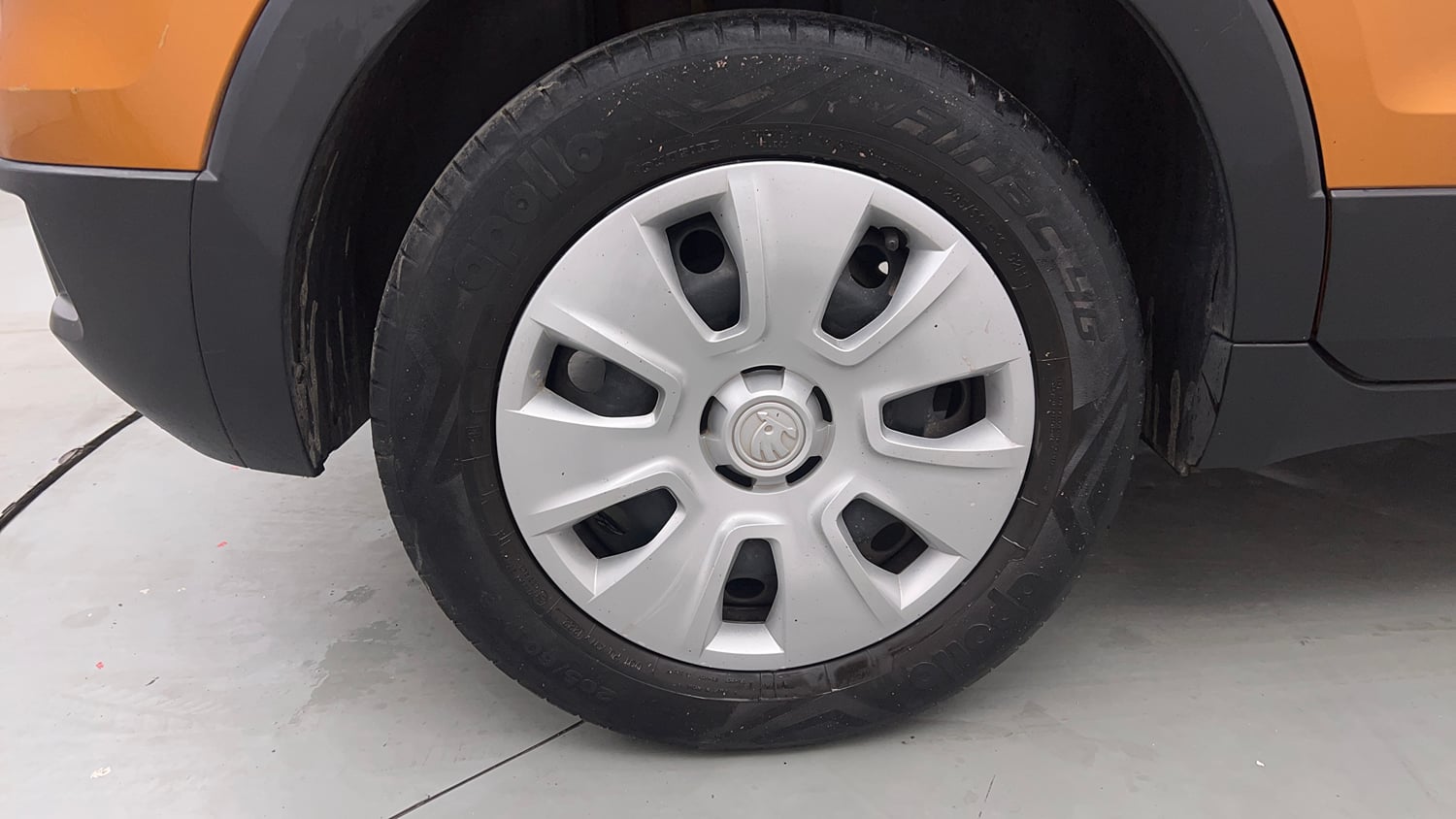 Used 2022 Skoda Kushaq Active 1.0 TSI MT Petrol Manual tyres RIGHT REAR TYRE RIM VIEW