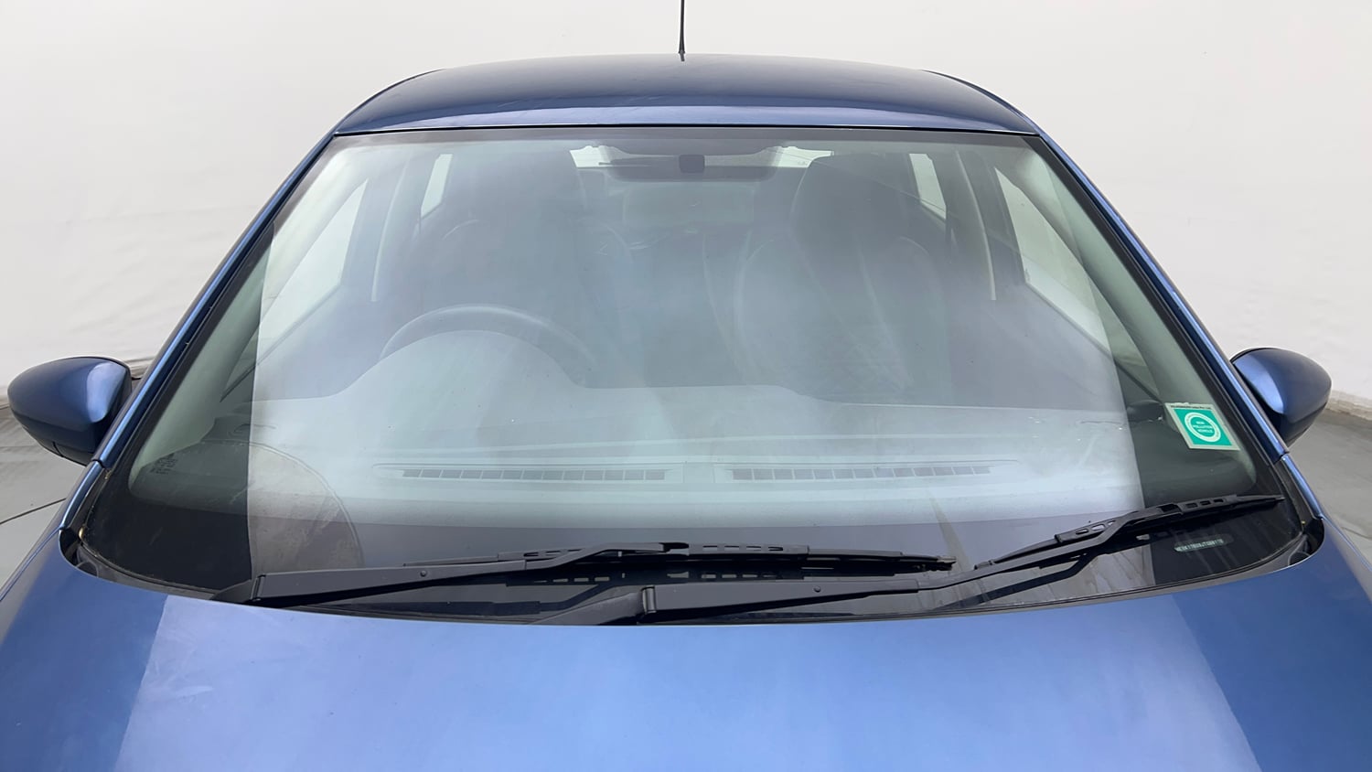 Used 2017 Volkswagen Polo Comfortline 1.2L (P) Petrol Manual exterior FRONT WINDSHIELD VIEW