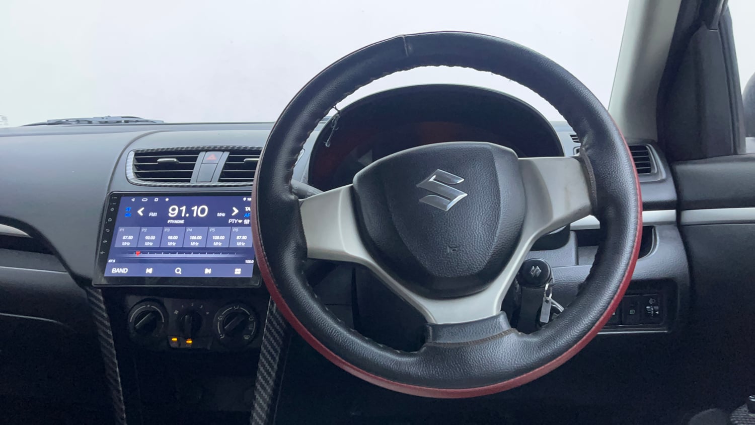 Used 2016 Maruti Suzuki Swift Deca Limited Edition VDi Diesel Manual interior STEERING VIEW