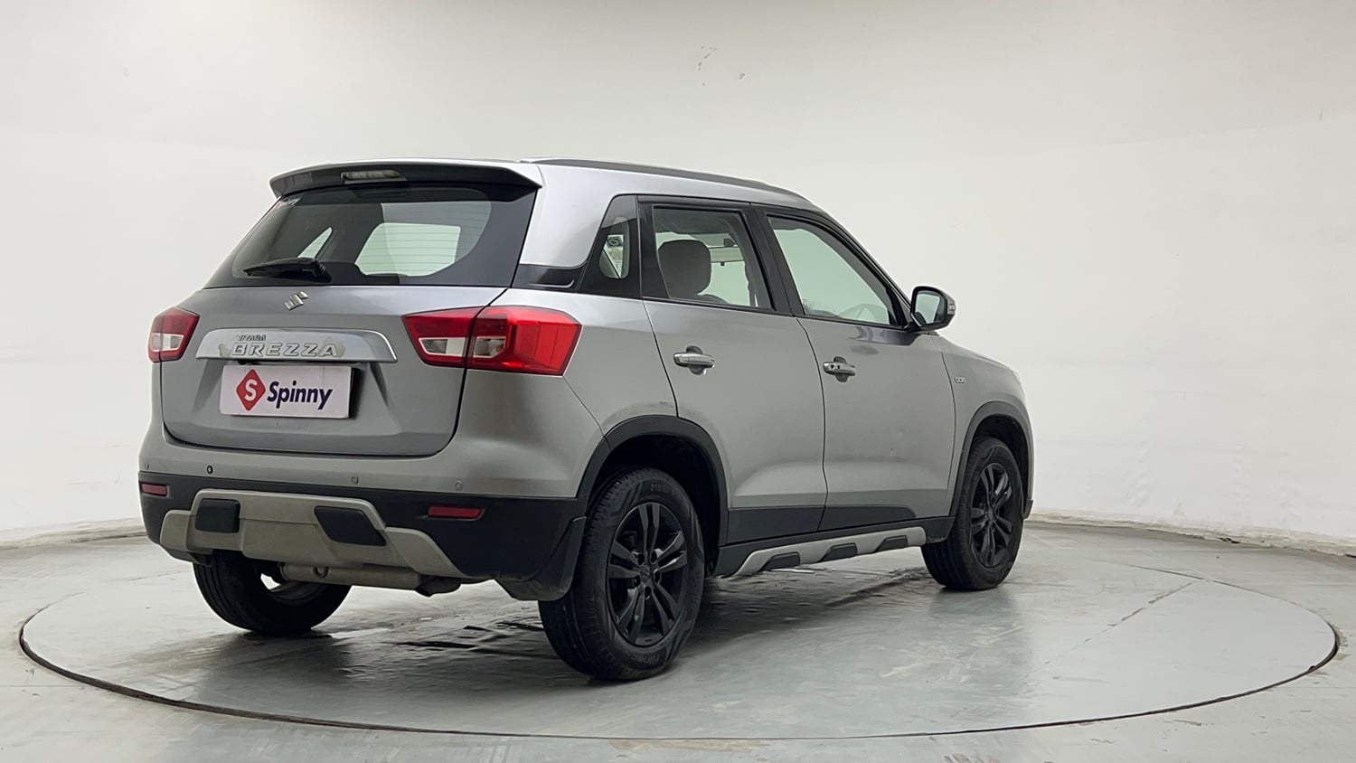 Used 2018 maruti-suzuki Vitara Brezza ZDi AGS Diesel Automatic exterior RIGHT REAR CORNER VIEW