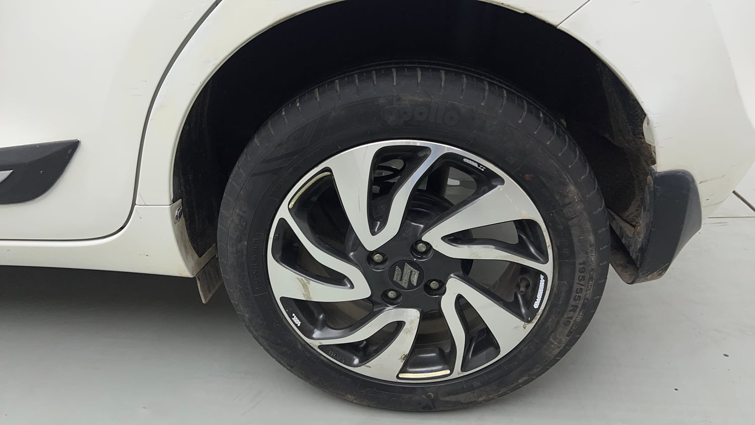 Used 2019 Maruti Suzuki Baleno Zeta Petrol Manual tyres LEFT REAR TYRE RIM VIEW