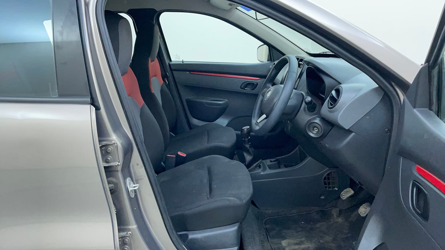 Used 2017 Renault Kwid 1.0 RXT Petrol Manual interior RIGHT SIDE FRONT DOOR CABIN VIEW