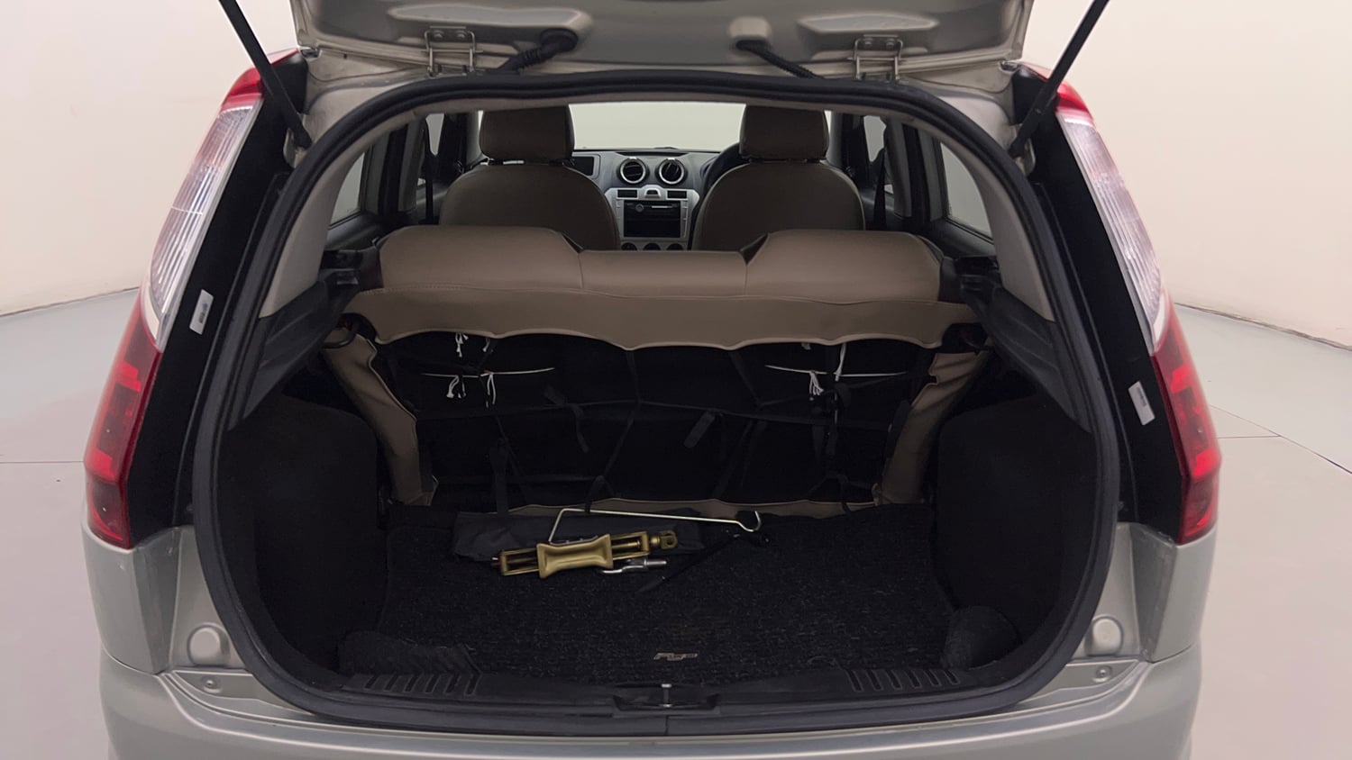 Used 2012 Ford Figo Duratorq Diesel EXI 1.4 Diesel Manual interior DICKY INSIDE VIEW