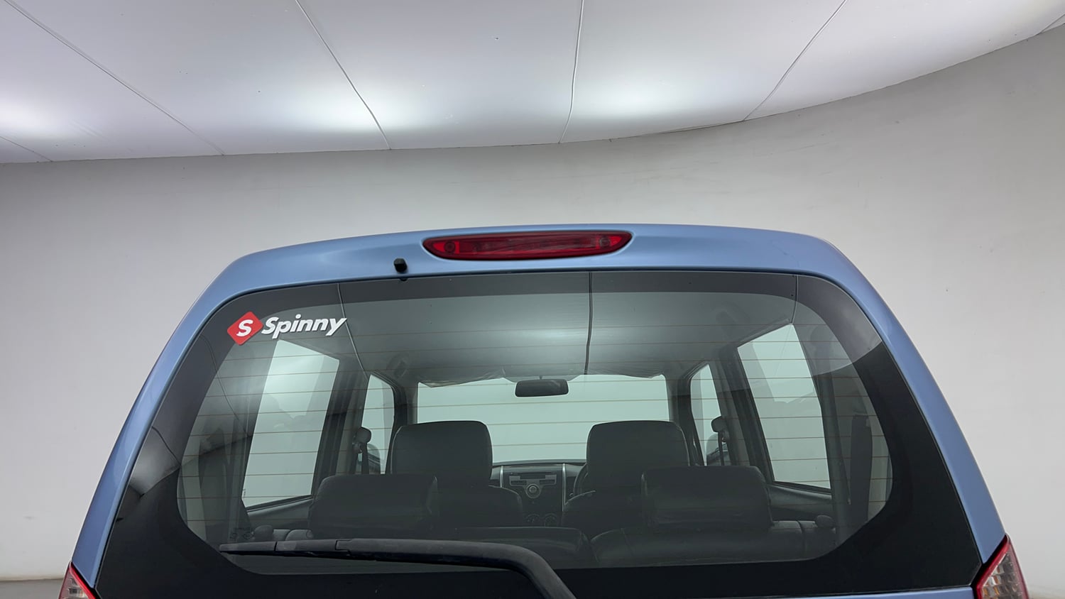 Used 2012 Maruti Suzuki Wagon R 1.0 VXi Petrol Manual exterior BACK WINDSHIELD VIEW