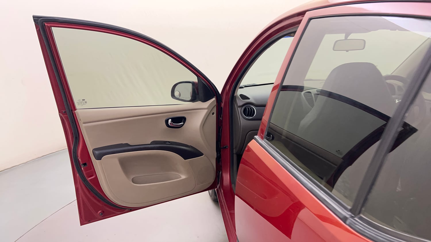 Used 2012 Hyundai i10 Magna 1.2 Kappa2 Petrol Manual interior LEFT FRONT DOOR OPEN VIEW
