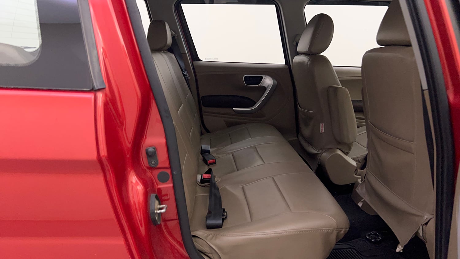 Used 2016 Mahindra TUV300 T8 Diesel Manual interior RIGHT SIDE REAR DOOR CABIN VIEW