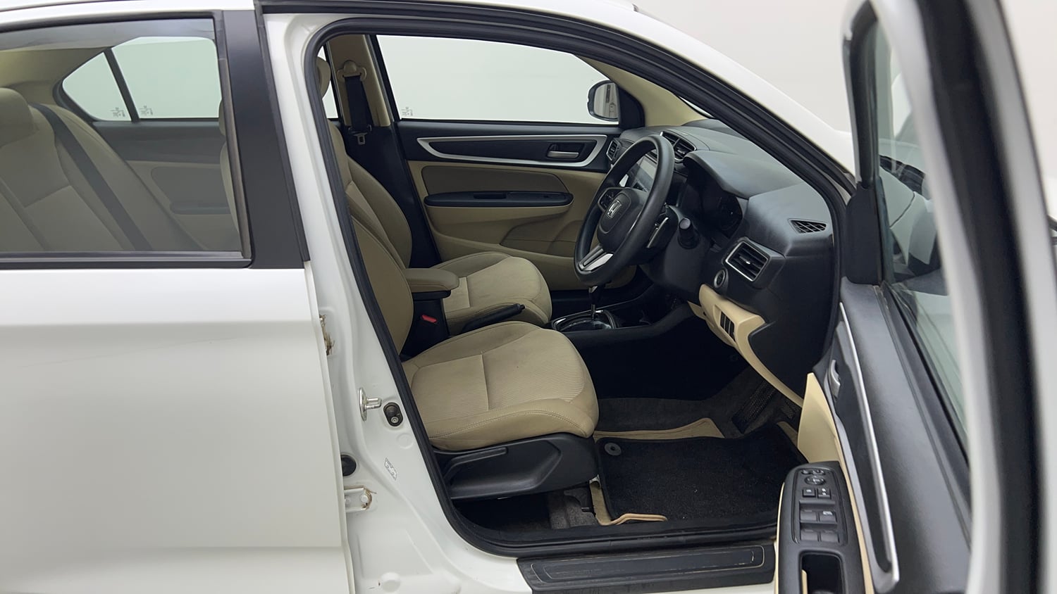 Used 2024 honda Amaze 2nd Generation VX 1.2 Petrol CVT Petrol Automatic interior RIGHT SIDE FRONT DOOR CABIN VIEW