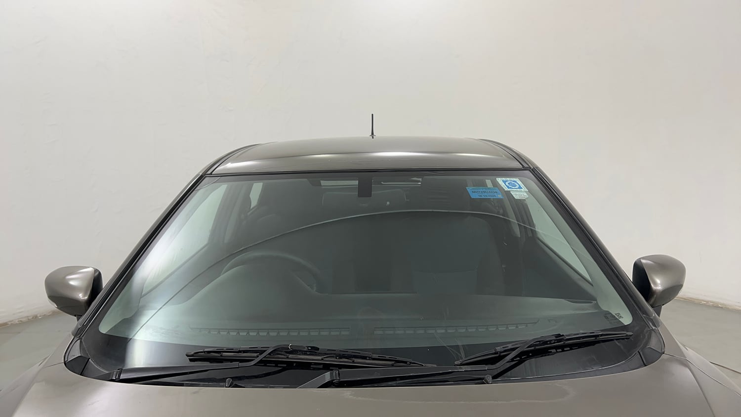 Used 2020 Maruti Suzuki Baleno Zeta Petrol Manual exterior FRONT WINDSHIELD VIEW