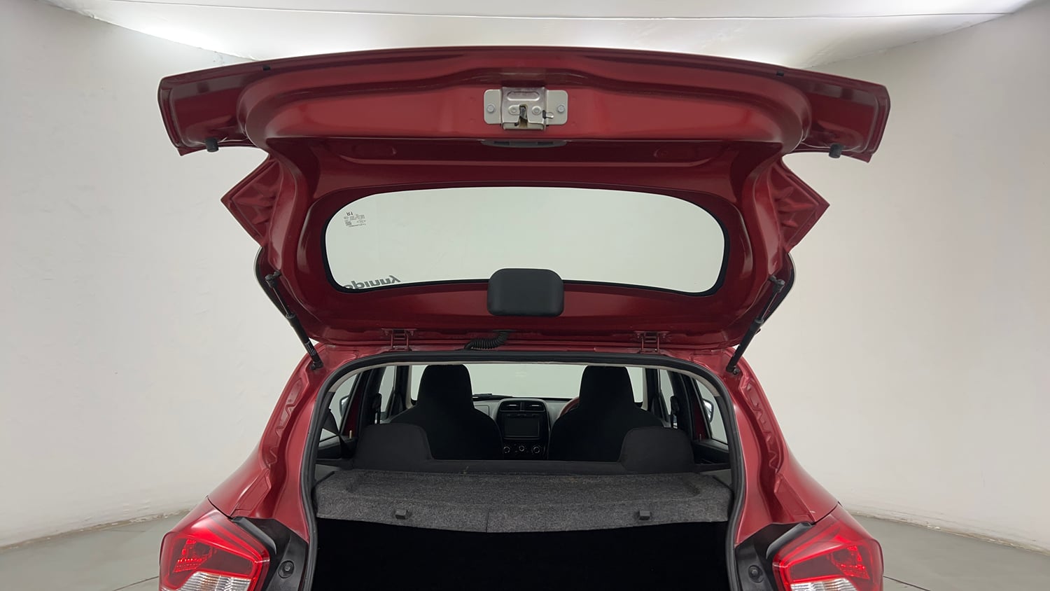 Used 2016 Renault Kwid RXT Petrol Manual interior DICKY DOOR OPEN VIEW