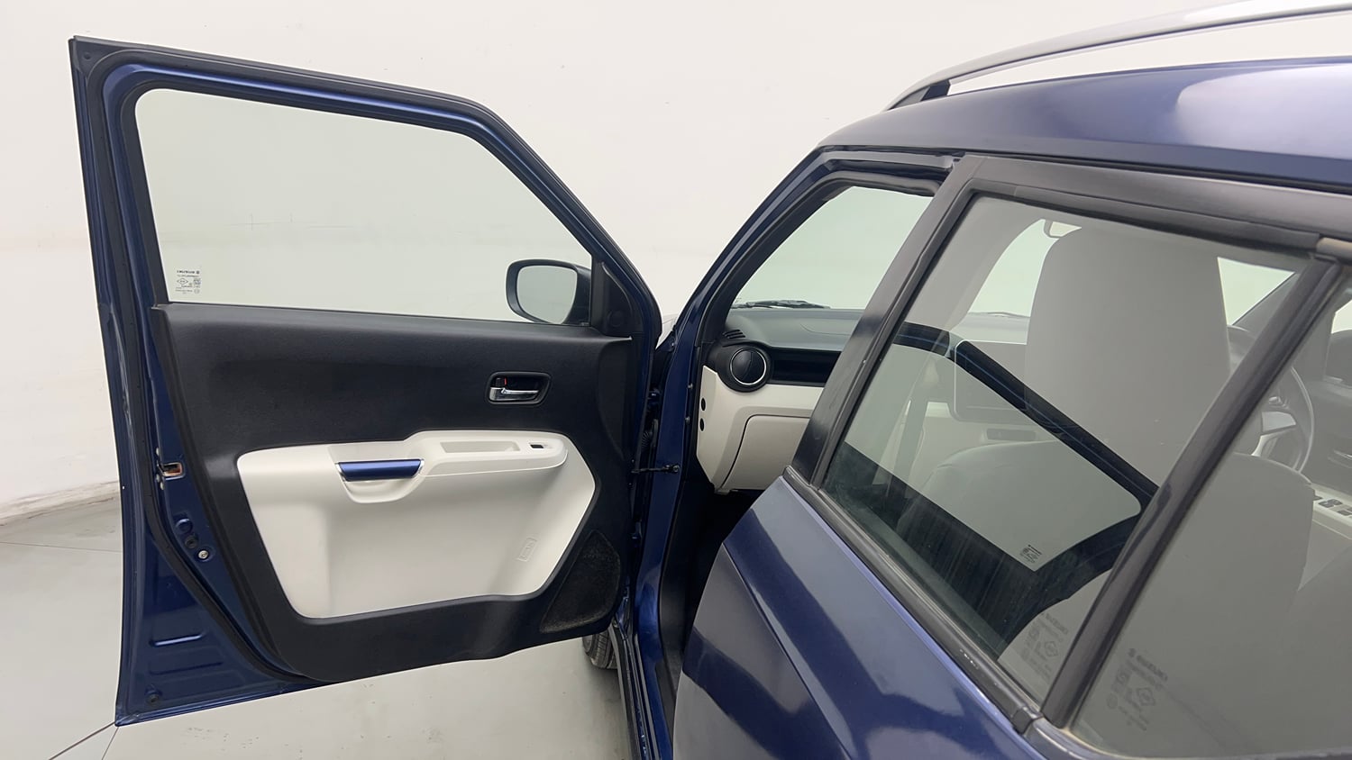 Used 2022 Maruti Suzuki Ignis Zeta 1.2 MT Petrol Manual interior LEFT FRONT DOOR OPEN VIEW