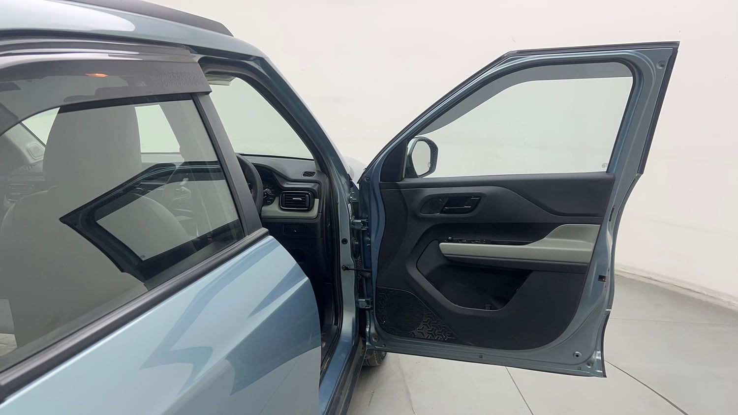 Used 2022 Tata Punch Adventure MT Petrol Manual interior RIGHT FRONT DOOR OPEN VIEW