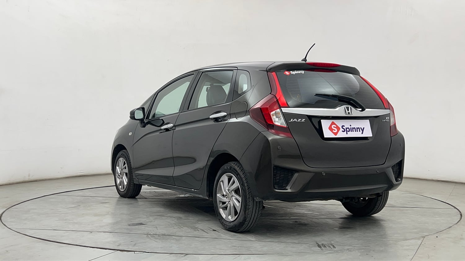 Used 2019 Honda Jazz V CVT Petrol Petrol Automatic exterior LEFT REAR CORNER VIEW