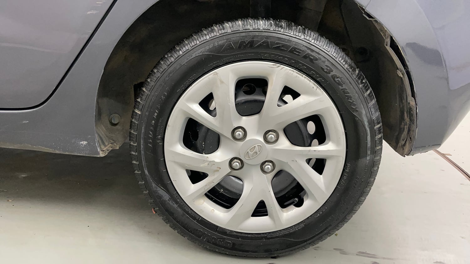 Used 2018 Hyundai Grand i10 Magna 1.2 Kappa VTVT Petrol Manual tyres LEFT REAR TYRE RIM VIEW
