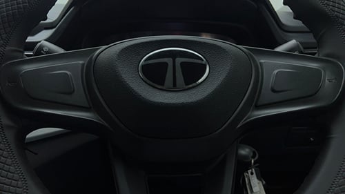 Used 2024 Tata Punch Pure MT Petrol Manual top_features Airbags