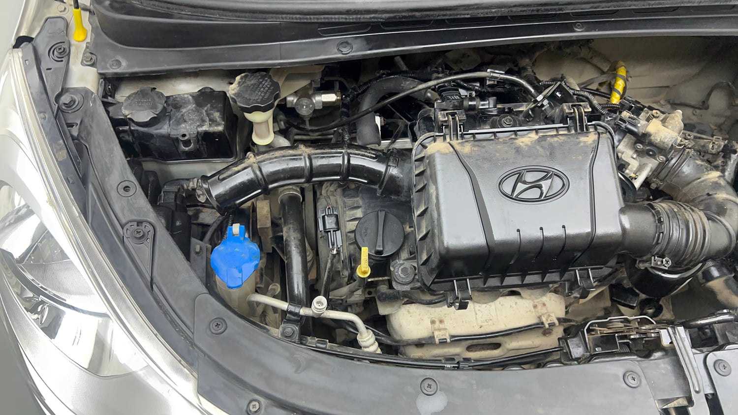 Used 2014 Hyundai i10 Sportz 1.1 iRDE2 Petrol Manual engine ENGINE RIGHT SIDE VIEW