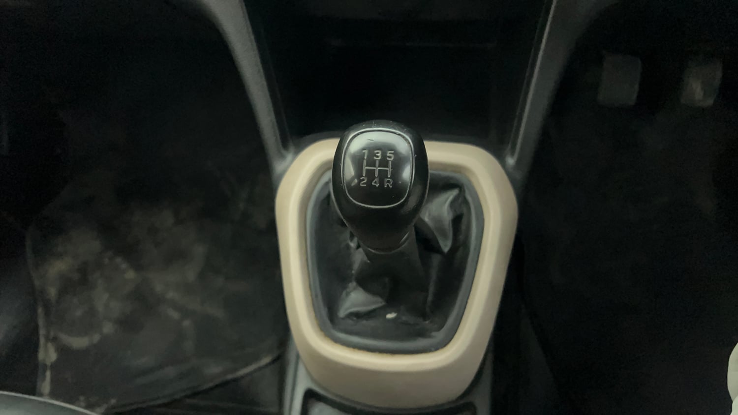Used 2015 Hyundai Grand i10 Magna 1.2 Kappa VTVT Petrol Manual interior GEAR  KNOB VIEW