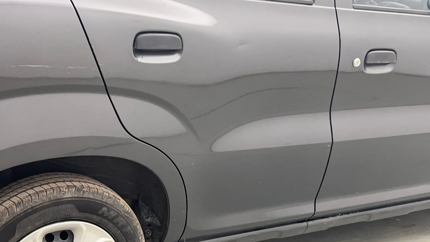 Used 2022 Maruti Suzuki S-Presso VXi (O) Petrol Manual dents MINOR SCRATCH