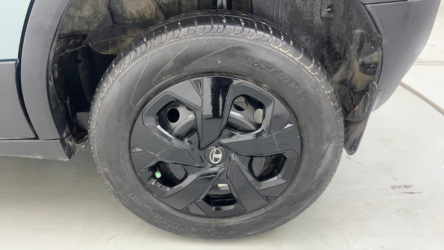Used 2022 Tata Punch Adventure MT Petrol Manual tyres LEFT REAR TYRE RIM VIEW