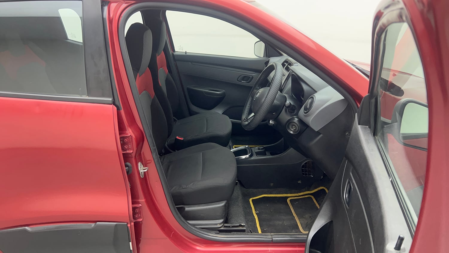 Used 2018 Renault Kwid 1.0 RXT AMT Opt Petrol Automatic interior RIGHT SIDE FRONT DOOR CABIN VIEW