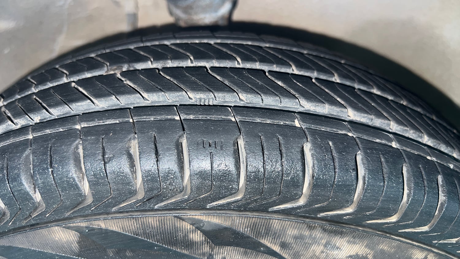 Used 2018 Maruti Suzuki Alto 800 VXi Petrol Manual tyres RIGHT FRONT TYRE TREAD VIEW