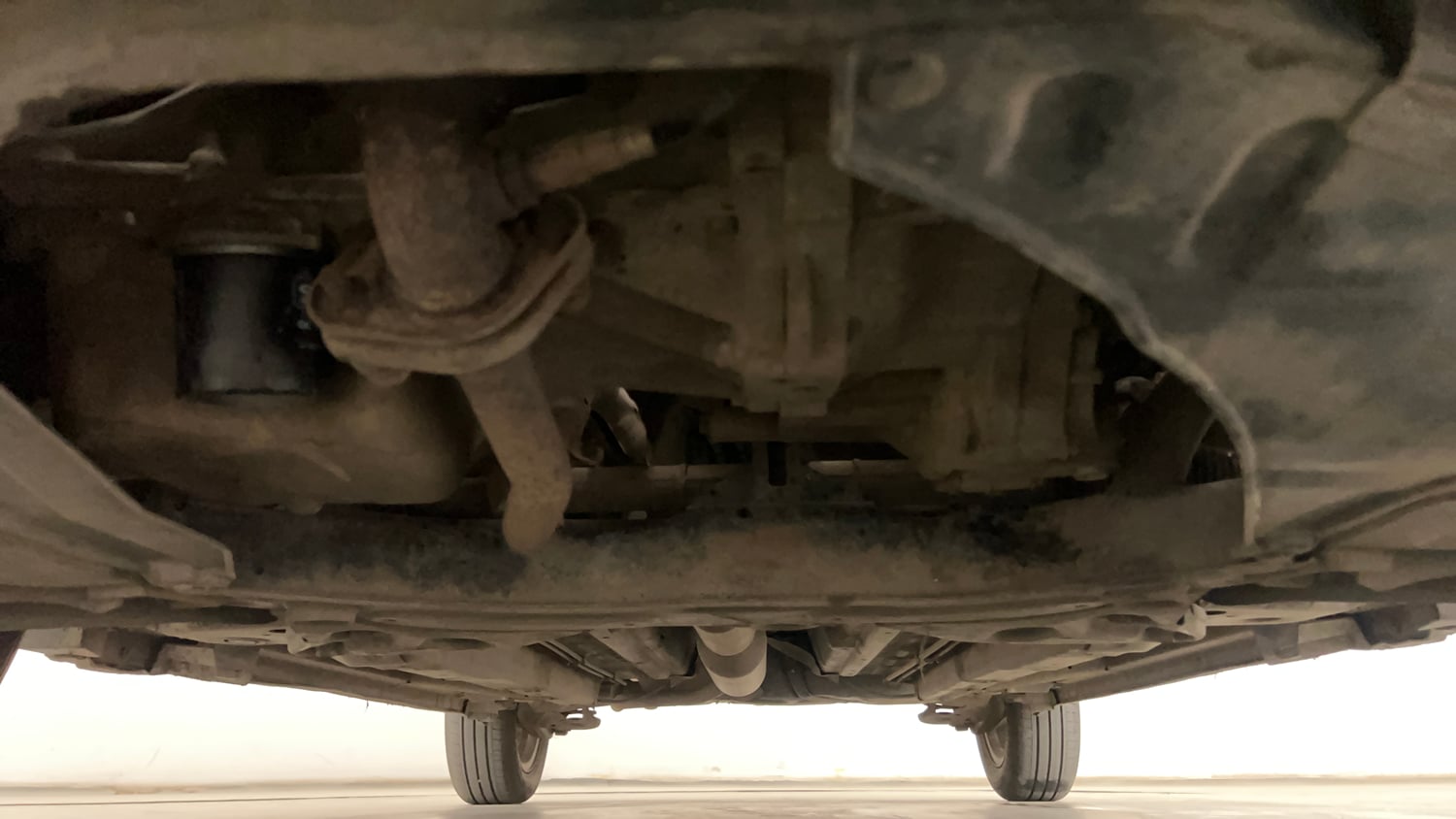 Used 2016 Maruti Suzuki Swift ZXi Petrol Manual extra FRONT LEFT UNDERBODY VIEW