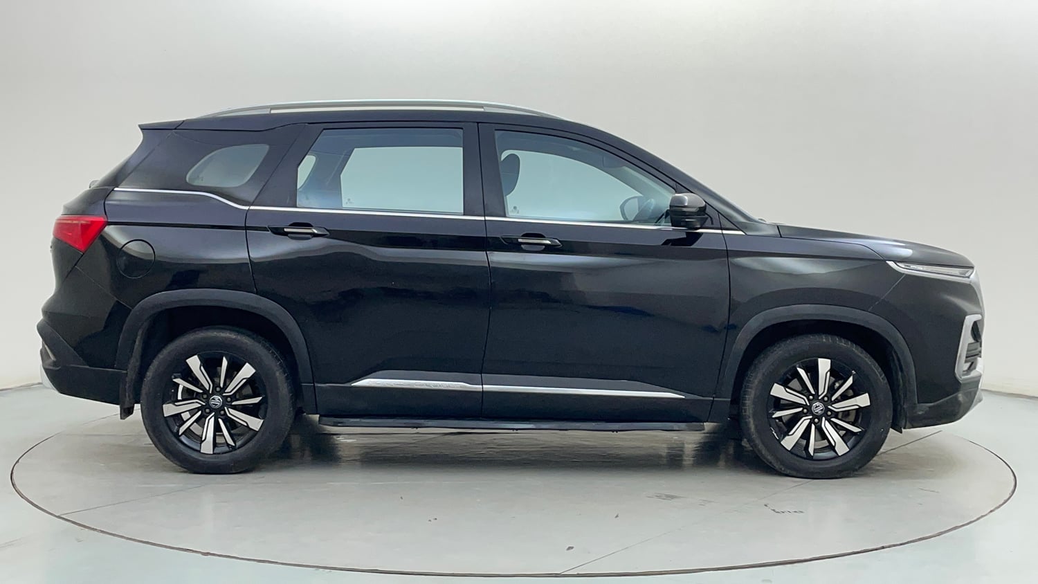 Used 2020 MG Motors Hector Sharp 1.5 DCT Petrol Petrol Automatic exterior RIGHT SIDE VIEW