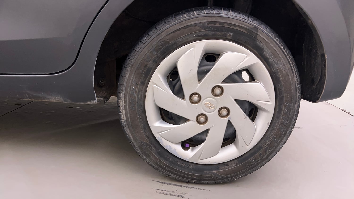 Used 2020 Hyundai Santro Sportz AMT Petrol Automatic tyres LEFT REAR TYRE RIM VIEW