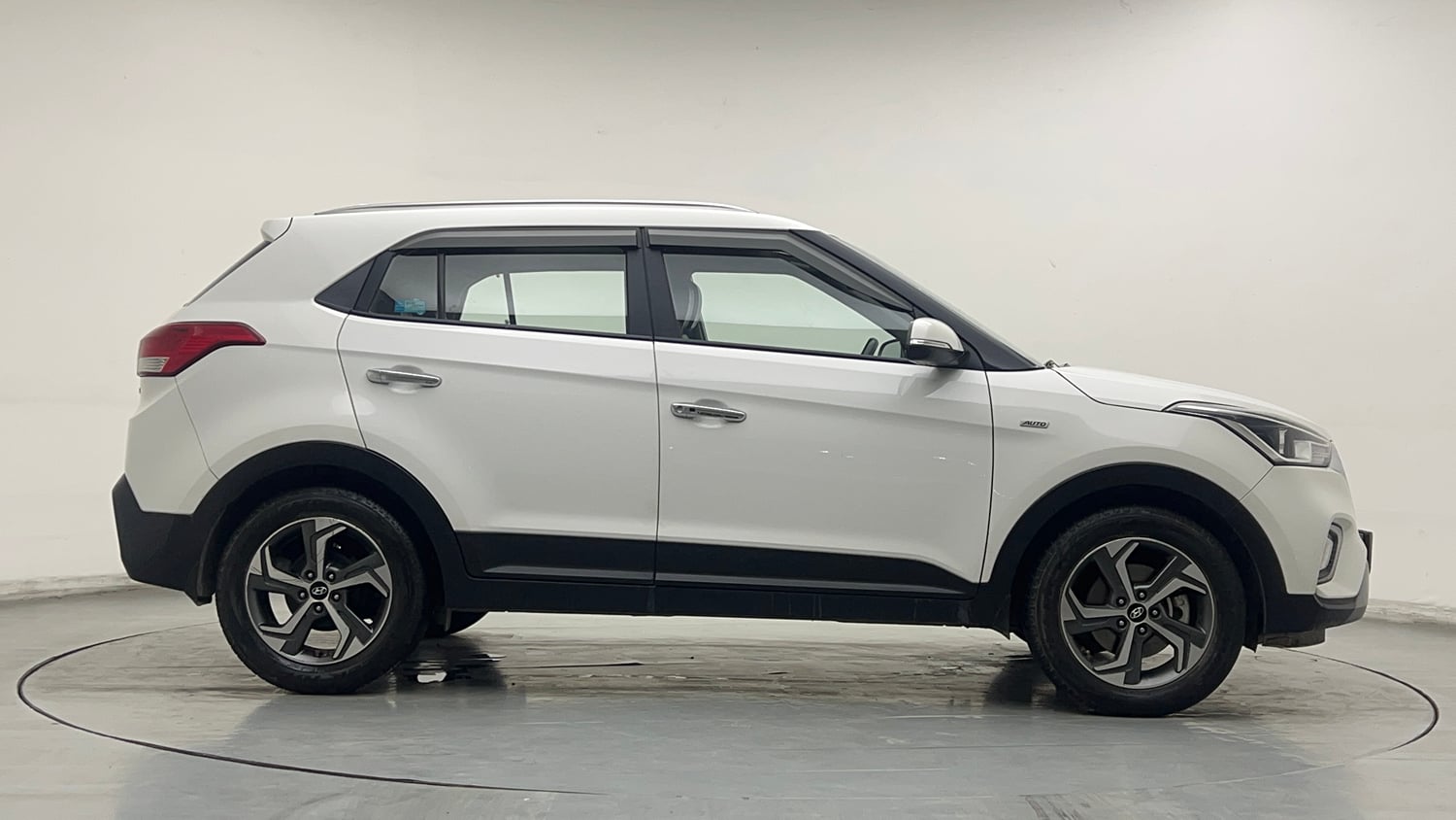 Used 2018 Hyundai Creta SX 1.6 AT Petrol Petrol Automatic exterior RIGHT SIDE VIEW