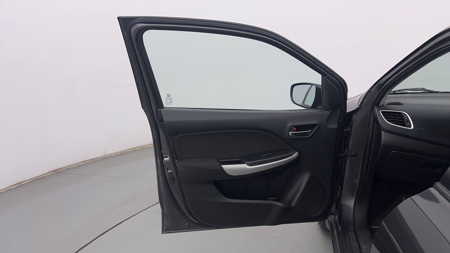 Used 2018 Maruti Suzuki Baleno Delta 1.2 Petrol Manual interior LEFT FRONT DOOR OPEN VIEW