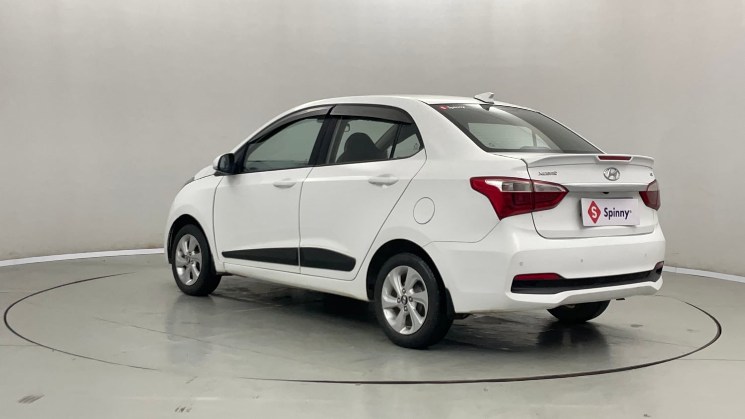 Used 2019 Hyundai Xcent SX Petrol Manual exterior LEFT REAR CORNER VIEW