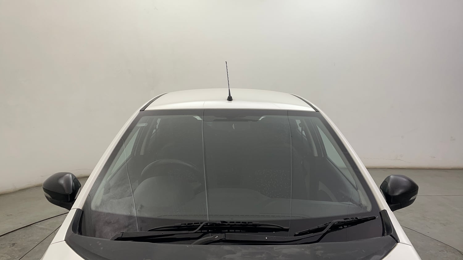 Used 2023 Tata Tiago XZ Plus Petrol Manual exterior FRONT WINDSHIELD VIEW