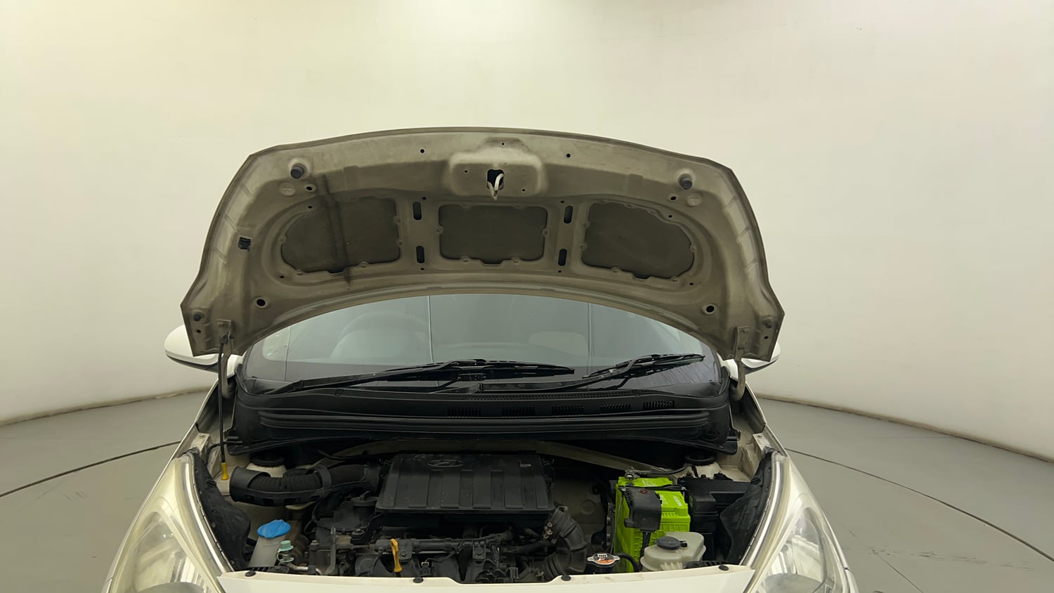 Used 2015 Hyundai Grand i10 Magna 1.2 Kappa VTVT Petrol Manual engine ENGINE & BONNET OPEN FRONT VIEW