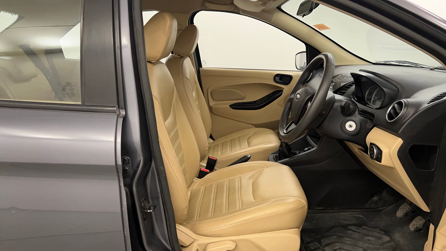 Used 2017 Ford Figo Aspire Titanium1.5 TDCi Diesel Manual interior RIGHT SIDE FRONT DOOR CABIN VIEW