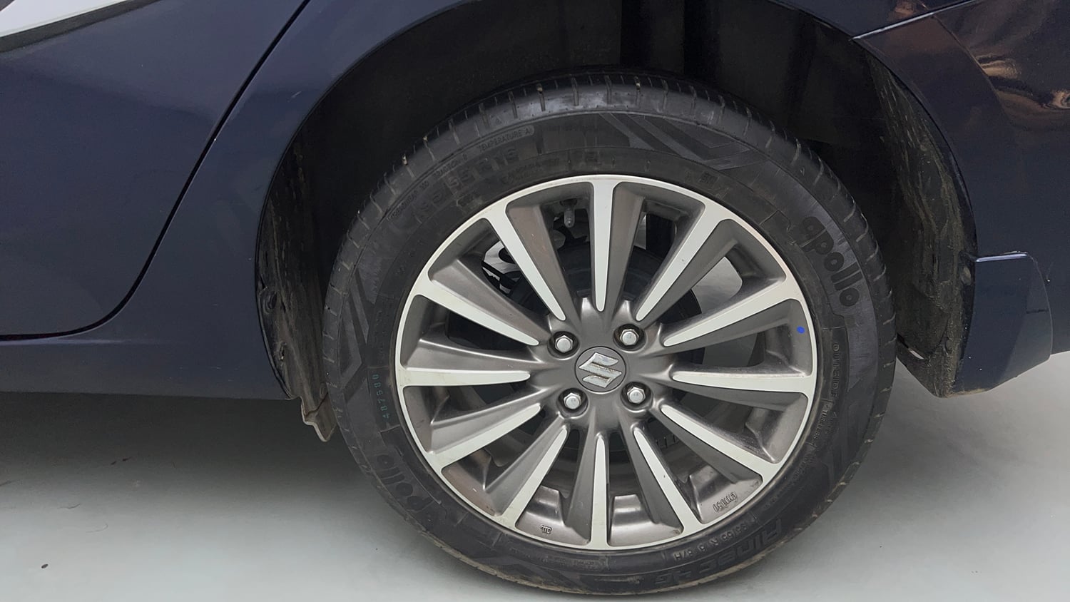 Used 2023 Maruti Suzuki Ciaz Alpha 1.5 Petrol Manual tyres LEFT REAR TYRE RIM VIEW