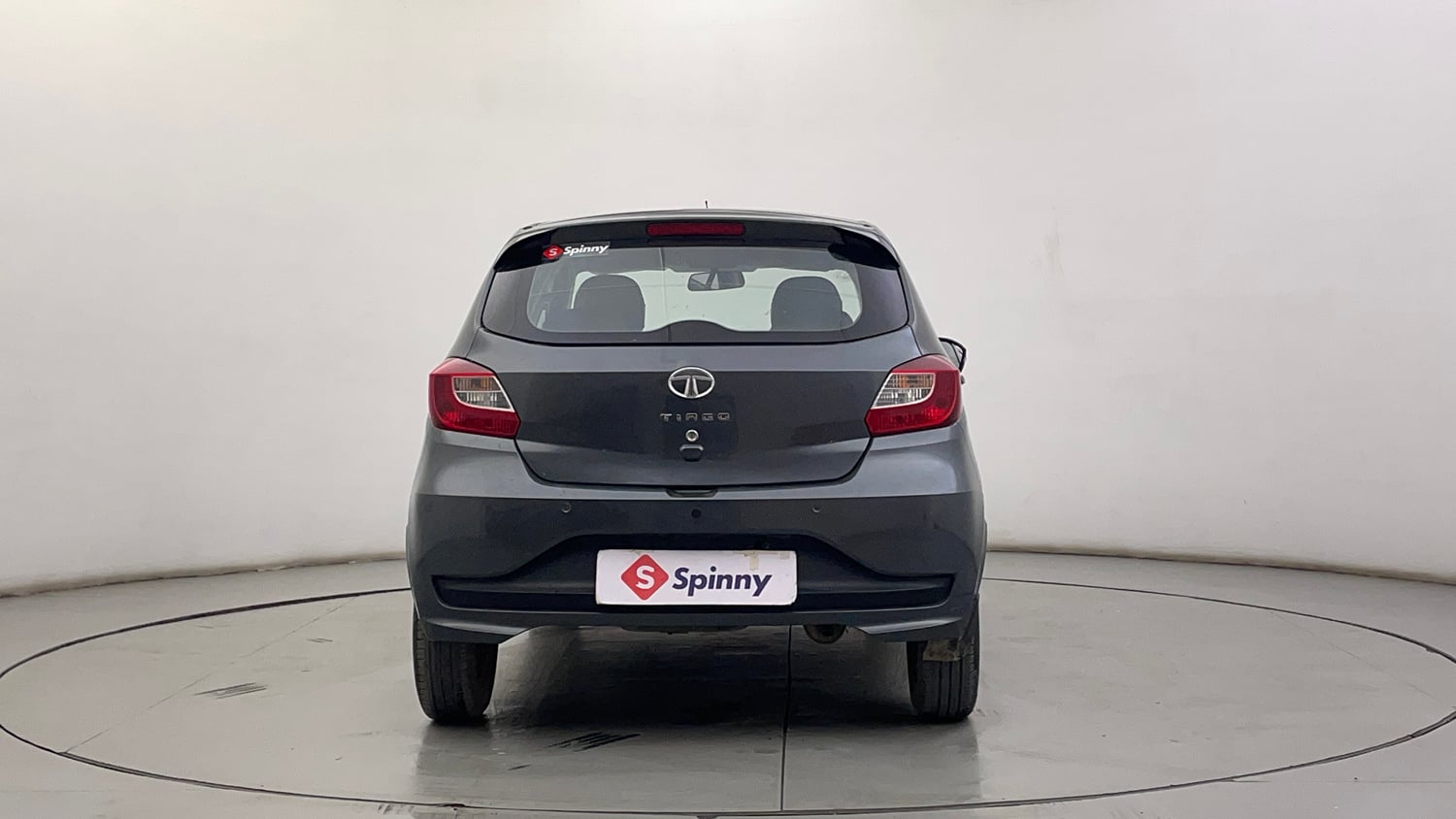 Used 2022 Tata Tiago XT (O) Petrol Manual exterior BACK VIEW
