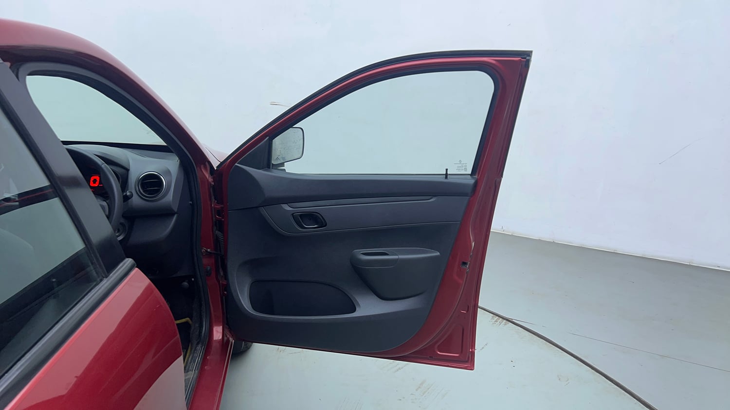 Used 2016 Renault Kwid RXT Petrol Manual interior RIGHT FRONT DOOR OPEN VIEW