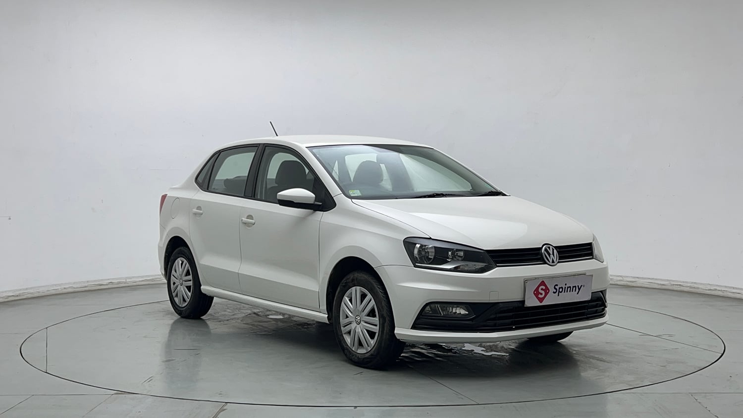 Used 2019 Volkswagen Ameo  1.0 Trendline Petrol + CNG(Outside Fitted) Petrol+cng Manual exterior RIGHT FRONT CORNER VIEW