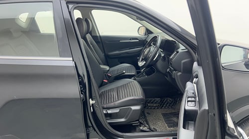 Used 2022 Kia Sonet GTX Plus 1.5 AT Diesel Automatic interior RIGHT SIDE FRONT DOOR CABIN VIEW